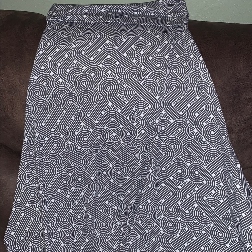 LuLaRoe skirt